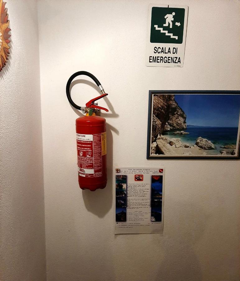 B&B Sotto Le Stelle Vacanze Bari Sardo Bagian luar foto