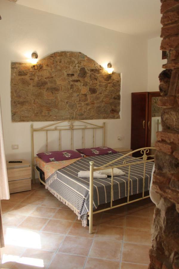 B&B Sotto Le Stelle Vacanze Bari Sardo Bagian luar foto